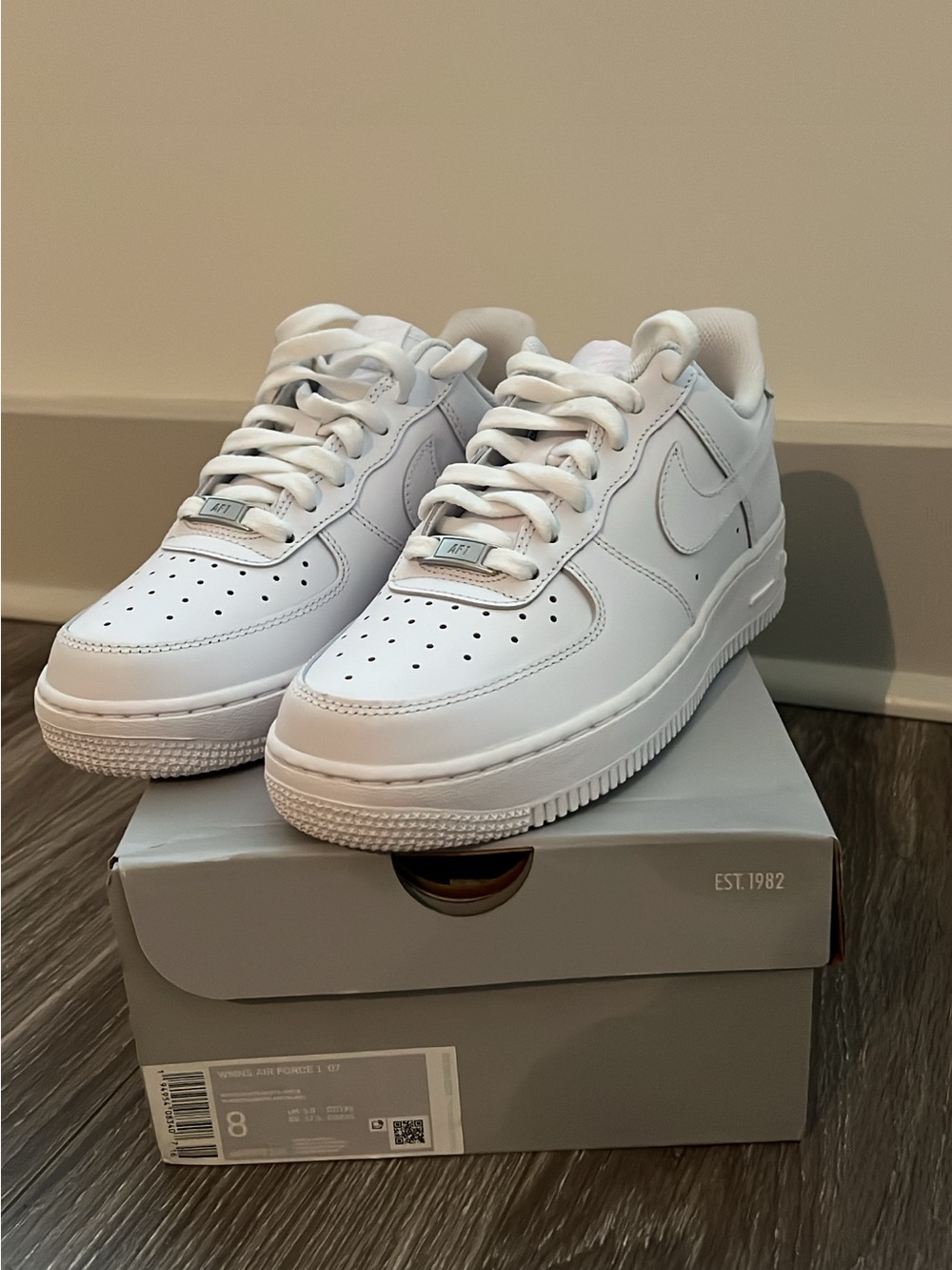 Nike White Low-Top Leather Sneakers